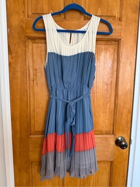 Blu Pepper Colorblock Dress in Ivory and Deep Blue